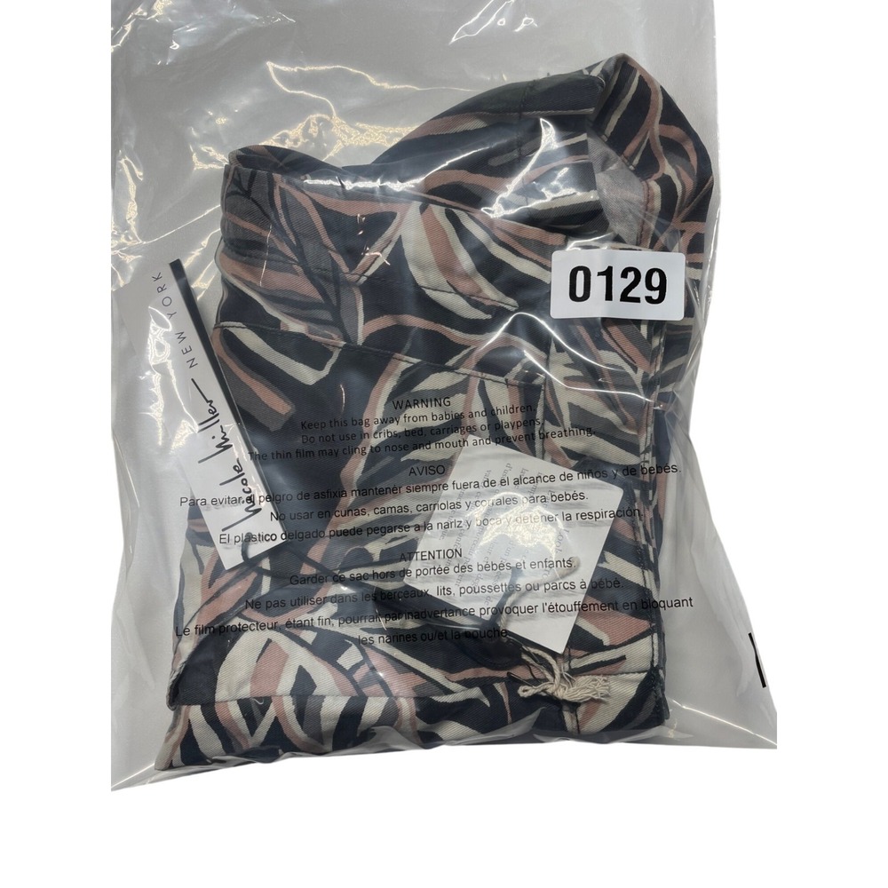 Nicole Miller Size 4 (Small) Women's Shorts Black & Blush Tropical Leaf Print - Picture 12 of 12